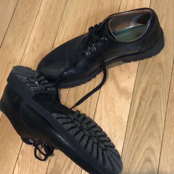 WALK London black leather shoes - Picture 2 of 4